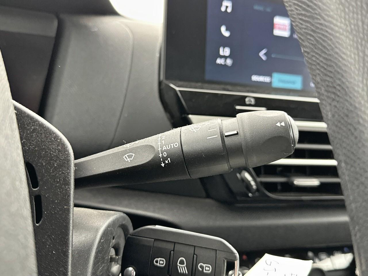 Citroën C4 e-c4 136 ch automatique live — photo 20