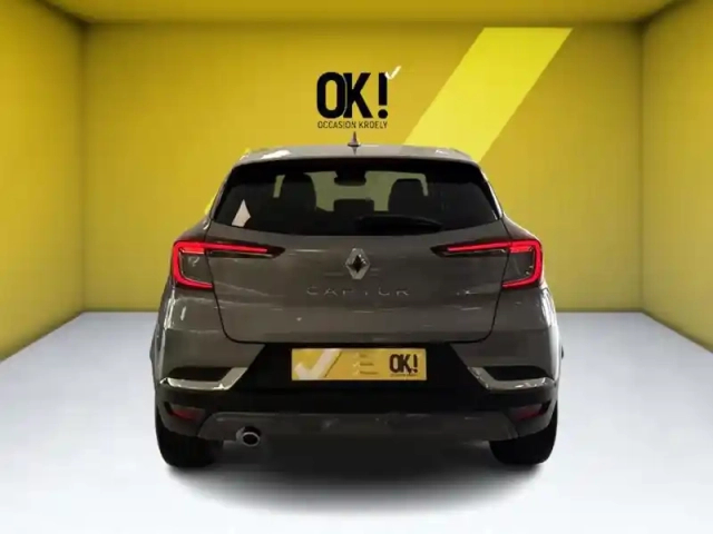 Renault Captur 1.3 154 ch initiale paris camé — photo 4