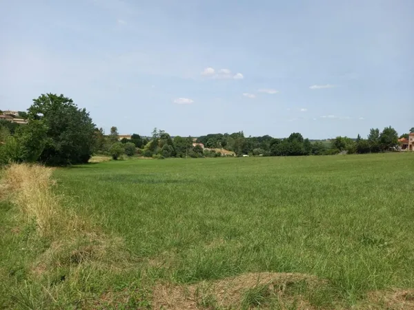 Terrain 494 m²