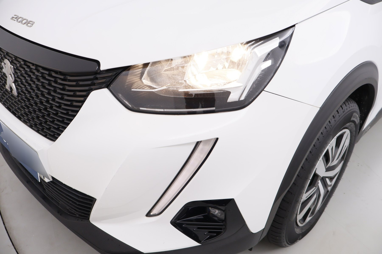 Peugeot 2008 — photo 9