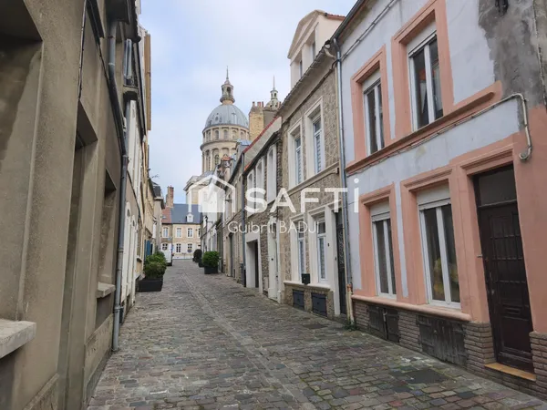 Studio au coeur de la ville fortifiée