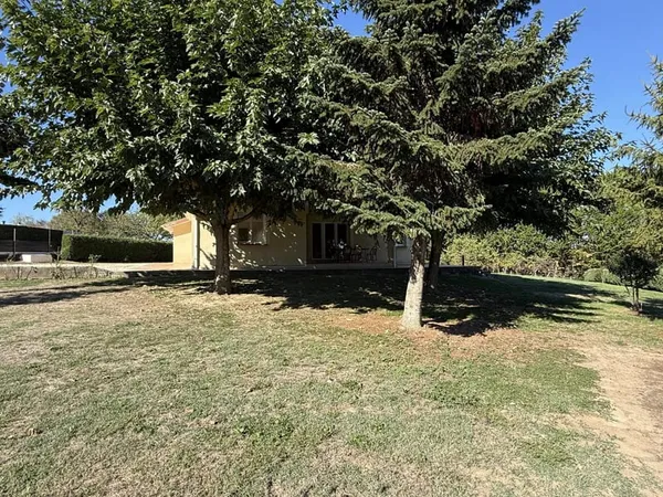 EAUZE - BELLE MAISON CONTEMPORAINE DE PLAIN-PIED de 112m2 de Type F4 - Avec CALME ET INTIMITÉ