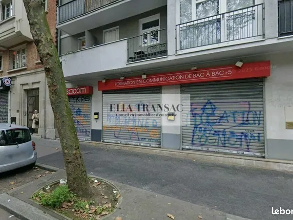 Local commercial 945 m²