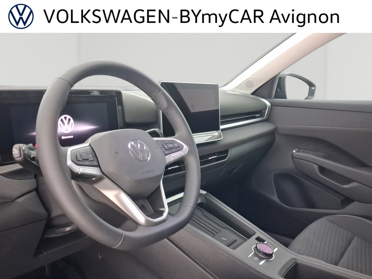 Volkswagen T-Roc 1.5 eTSI EVO2 Hybrid 116 ch DSG7 — photo 22