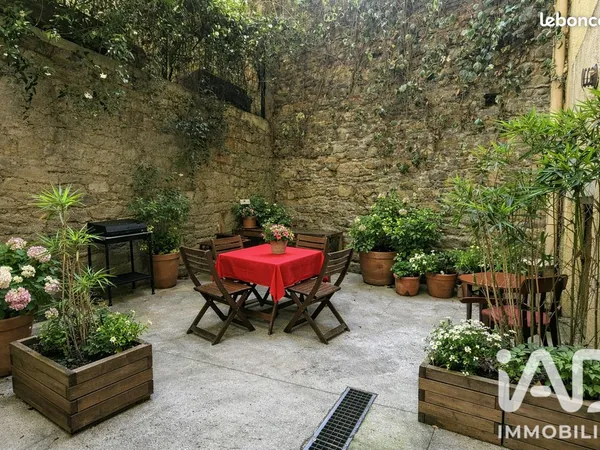 Studio 1 pièce 30 m²