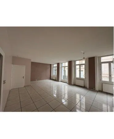 Vend appartement centre Ville de Saint Etienne 42000 . De 120m2 au prix de 149 000