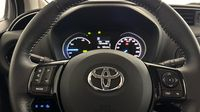 Toyota Yaris 100h Dynamic 5p RC19 — photo 25