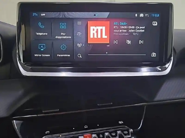 Peugeot 208 hybrid 110 e-dcs6 — photo 17