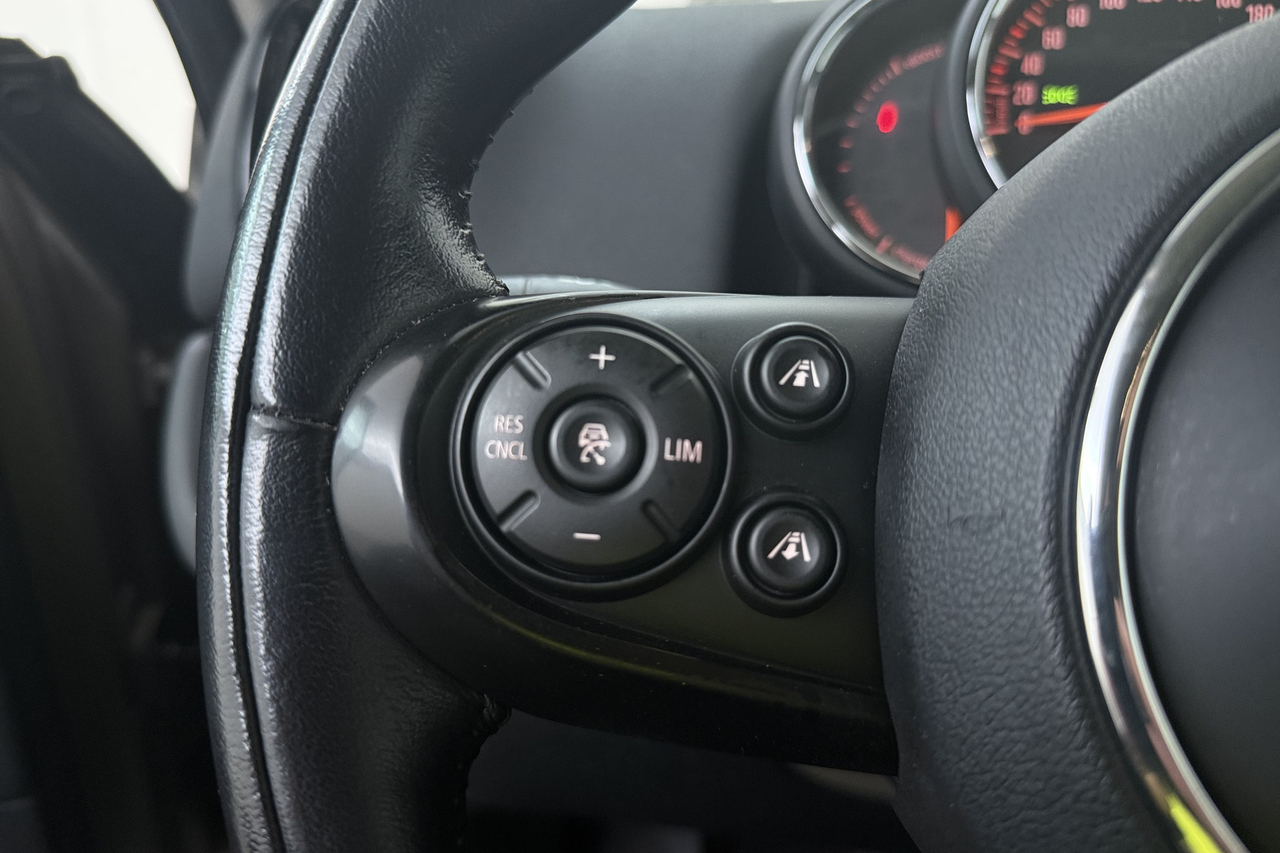 Mini Countryman — photo 13