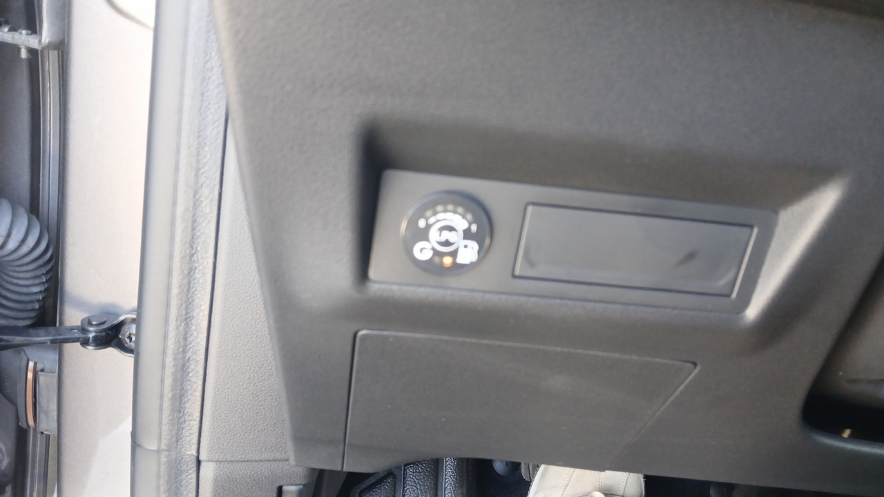 Renault Captur TCe 100 GPL — photo 18