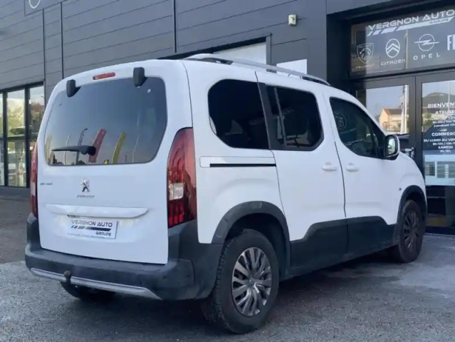 Peugeot Rifter puretech 110 s&amp;s allure — photo 6