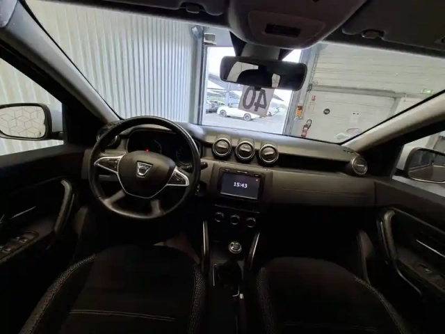 Dacia Duster tce 125 4x4 — photo 11