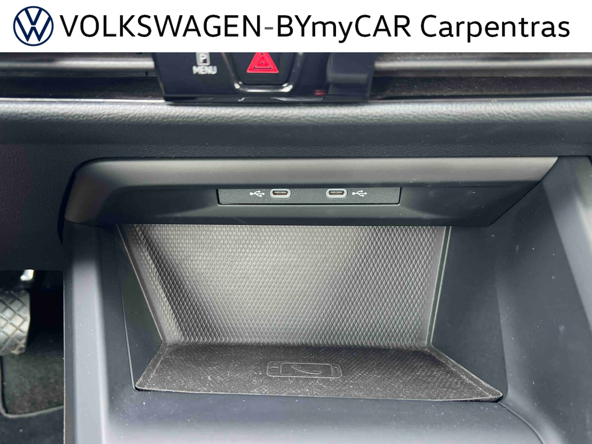 Volkswagen Golf 1.0 eTSI OPF 110 DSG7 — photo 32