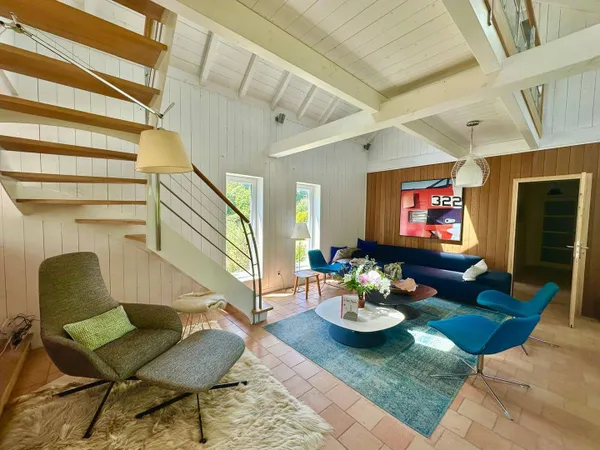 Maison 6 pièces 174 m²