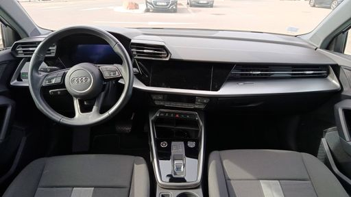 Audi A3 Berline 35 TFSi 150 Mild Hybrid S-Tronic 7 - Design – 2021 – 57091 km – Hybride essence – Boîte Automatique — photo 33
