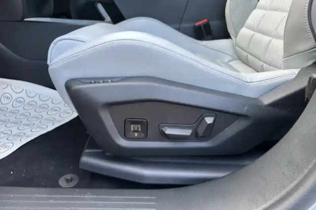 Citroën C5 Aircross hybride rechargeable 195 e-eat7 — photo 72