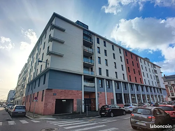 Studio 1 pièce 18 m²