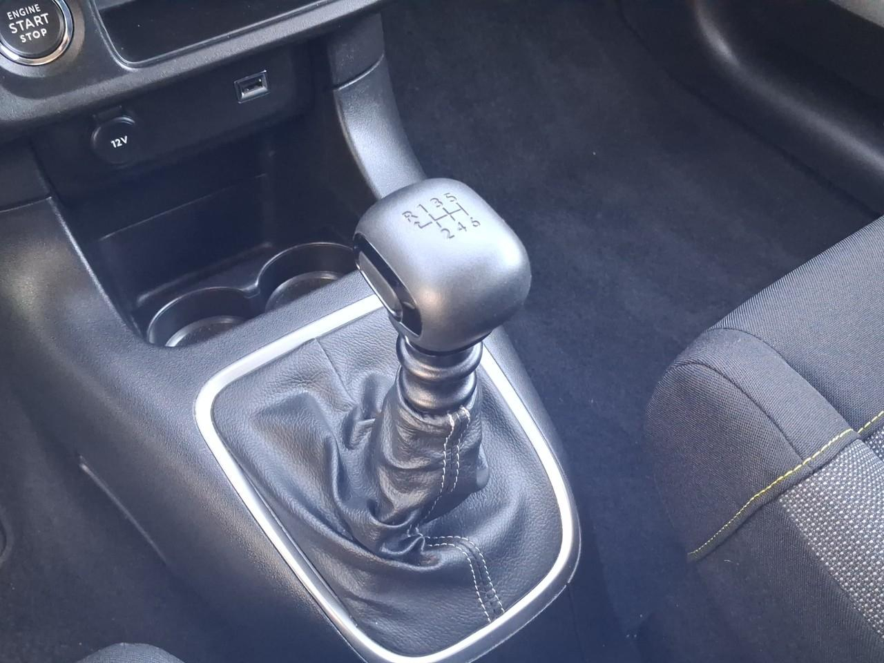 Citroën C3 puretech 110 s&s bvm6 shine — photo 14
