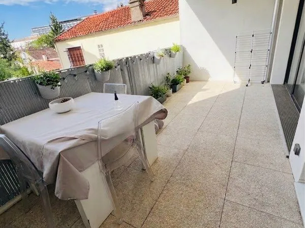 T4 familial avec terrasse à Montreuil