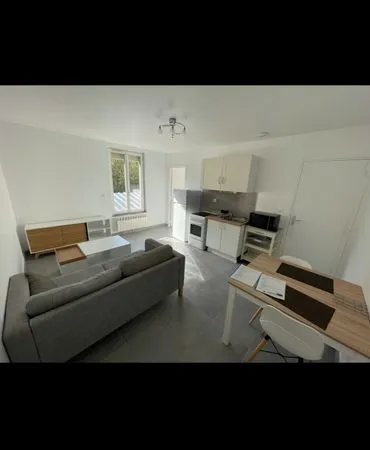 T2 30 m² - Face à la gare de Saint-Brieuc - 1er étage