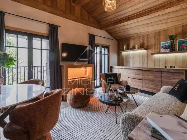 Chalet 20 pièces 800 m²