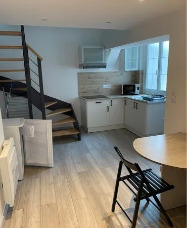 Duplex meublé rénové en centre-ville - Proche gare -