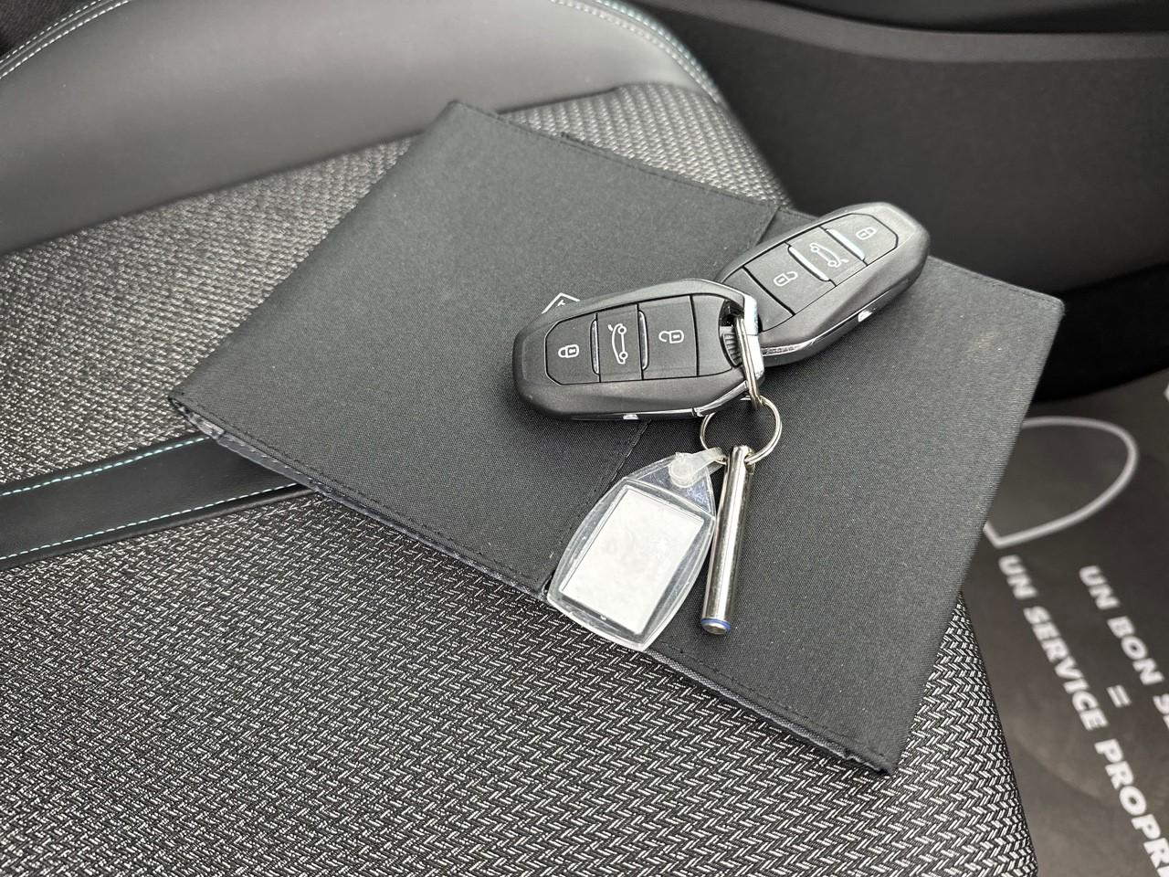 Peugeot 308 phev 180 e-eat8 allure pack — photo 32