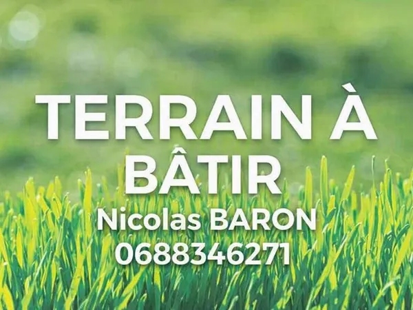 Terrain 400 m²