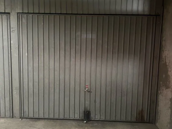Rare = Garage à Vauban