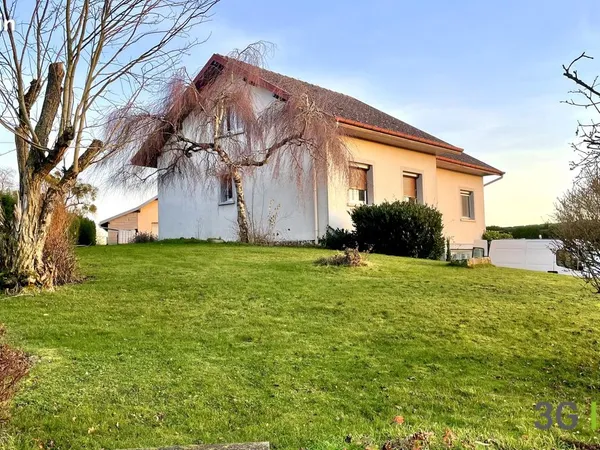 Maison 145m2 - 5 chambres - Terrain 2000m2 - Dépendance
