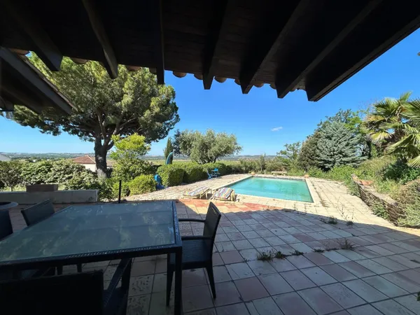 Maison de campagne 8 pièces 340 m²