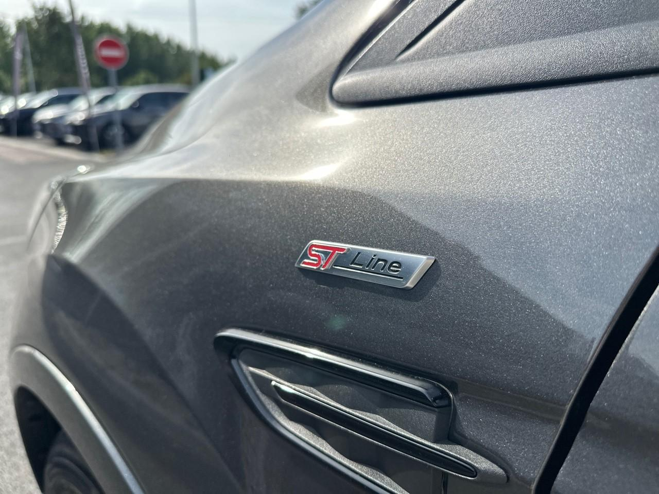 Ford Kuga 1.5 ecoboost 182ch stop&start st-line 4x4 bva — photo 12