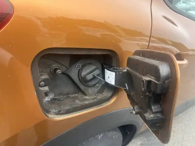 Renault Captur tce 90 - 21 — photo 15