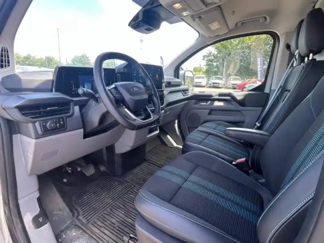Ford Custom transit  fg 320 l1h1 2.5 duratec 232ch hybride rechargeable sport cvt — photo 16