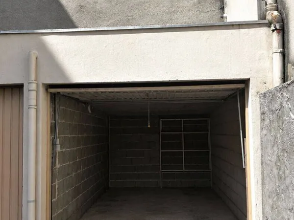 Parking 12 m²