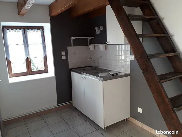 Studio en duplex Malain (21410)