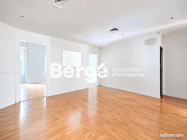 Bureaux 170 m²
