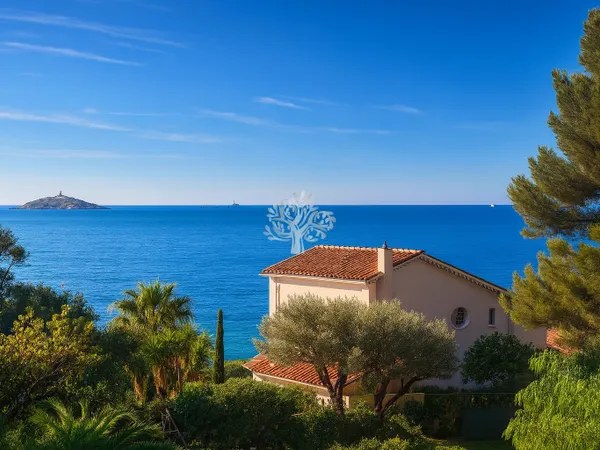 SANARY PORTISSOL APPARTEMENT PLEINE VUE MER DANS RESIDENCE