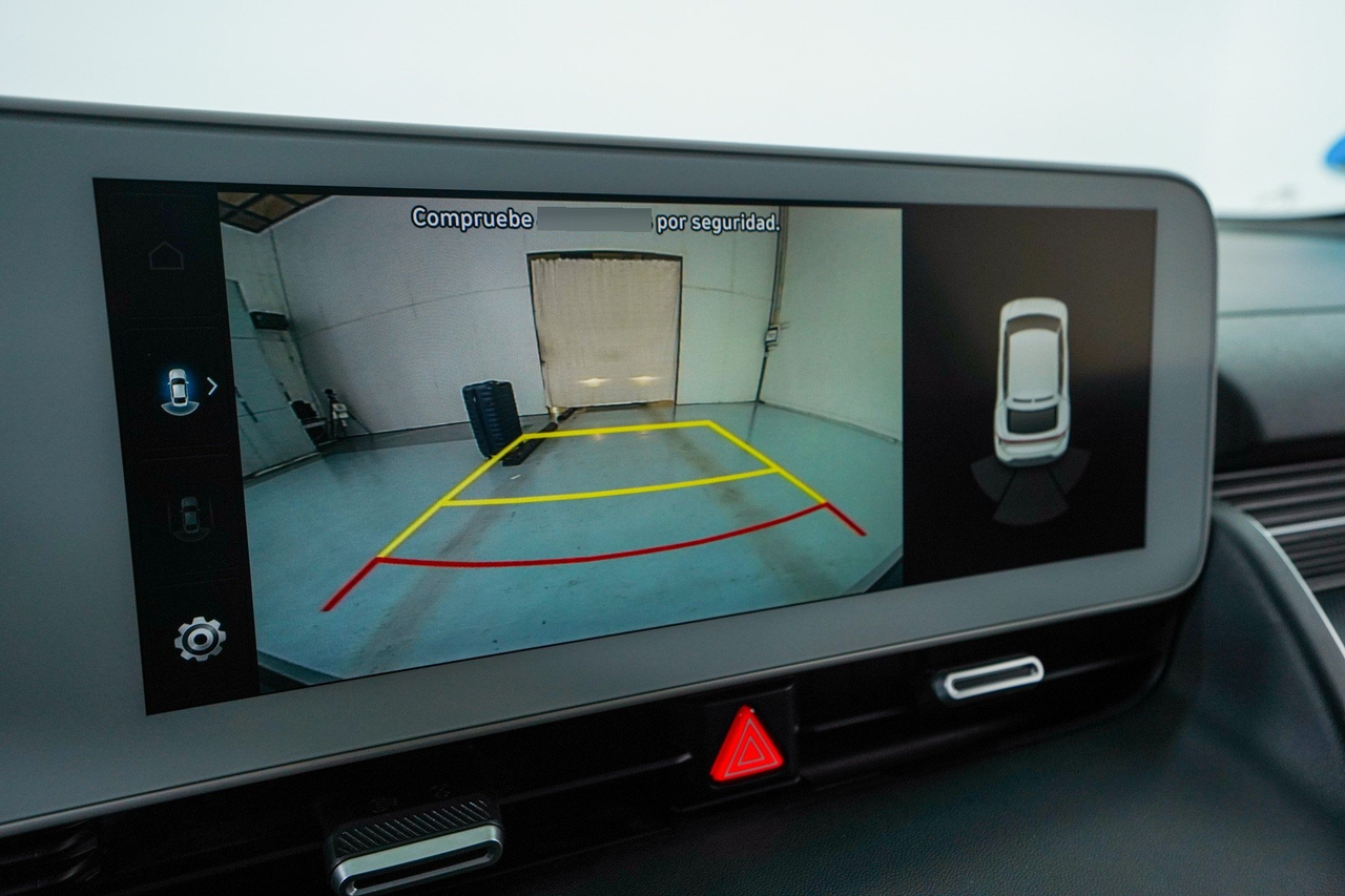 Hyundai Ioniq 5 — photo 28