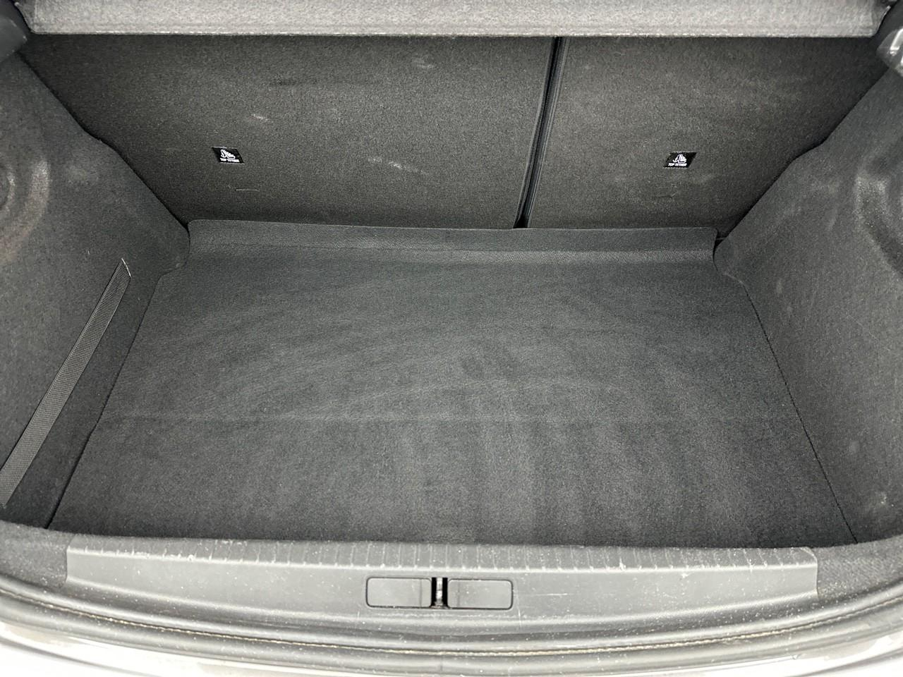 Peugeot 208 puretech 100 s&s bvm6 allure — photo 6