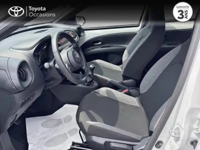 Toyota Aygo X 1.0 vvt-i 72ch dynamic my24 — photo 11