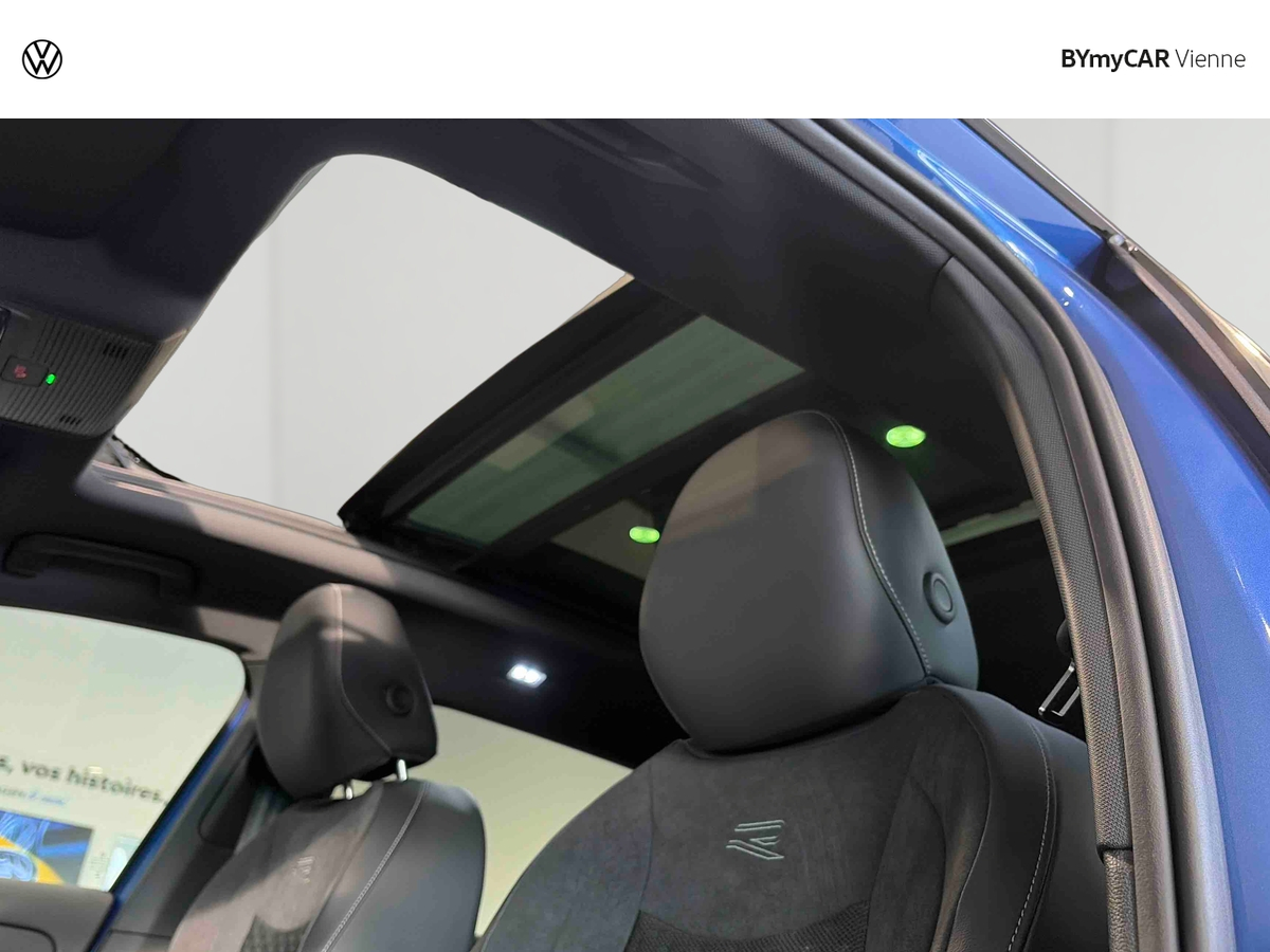 Volkswagen T-Roc 1.5 eTSI Hybrid 150 ch DSG7 — photo 23