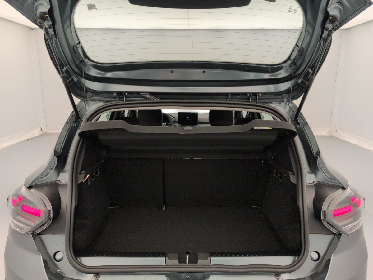 Dacia Sandero — photo 11