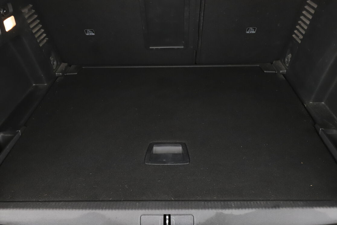 Peugeot 3008 1.5 Blue-HDi GT EAT8 — photo 16