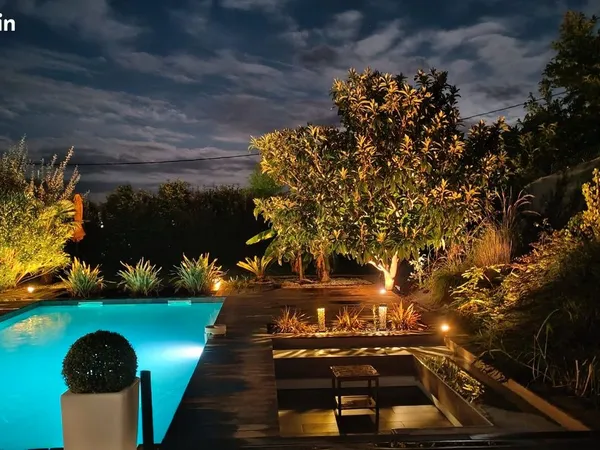 Villa contemporaine meublée 178 m² avec piscine et garage de 56 m² - Deyme