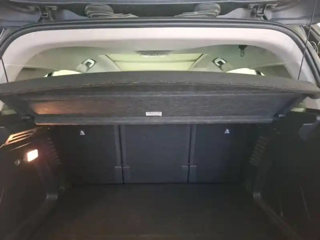 Citroën C5 Aircross hybride rechargeable 225 e-eat8 — photo 9