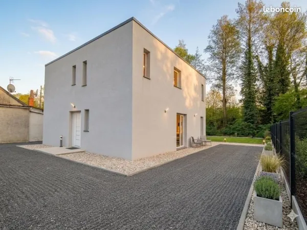 Maison 7 pièces 140 m²