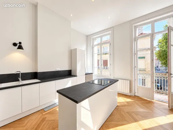 Appartement 3 pièces 81 m²