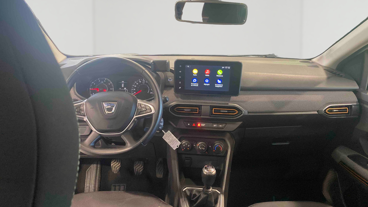 Dacia Sandero ECO-G 100 - 22 — photo 9
