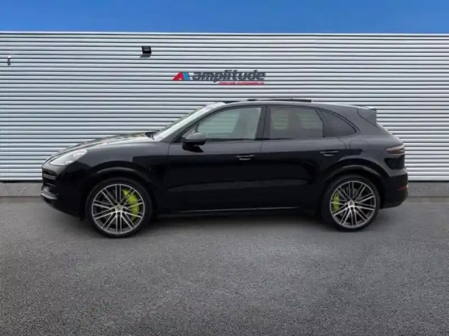 Porsche Cayenne 4.0 v8 680ch turbo s e-hybrid — photo 8